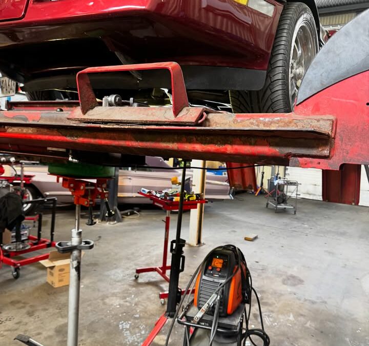 Idag har vi felsökt och meckat med en Corvette cab från härliga 80t…