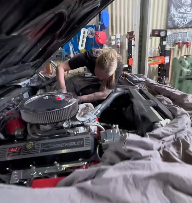Nu fortsätter vi med Camaro SS som vi började med före semestern.