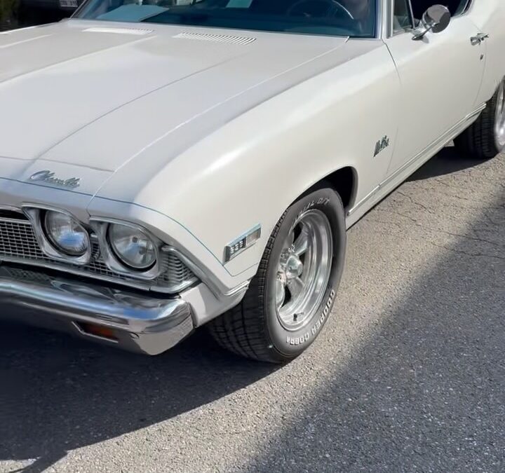 Testkörning av en riktigt snygg Chevelle -68 😍 efter lite justering…