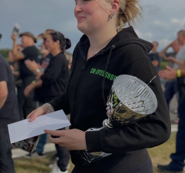 3:e raka segern för Tindra på Kjula Dragway i SM deltävling i klass…